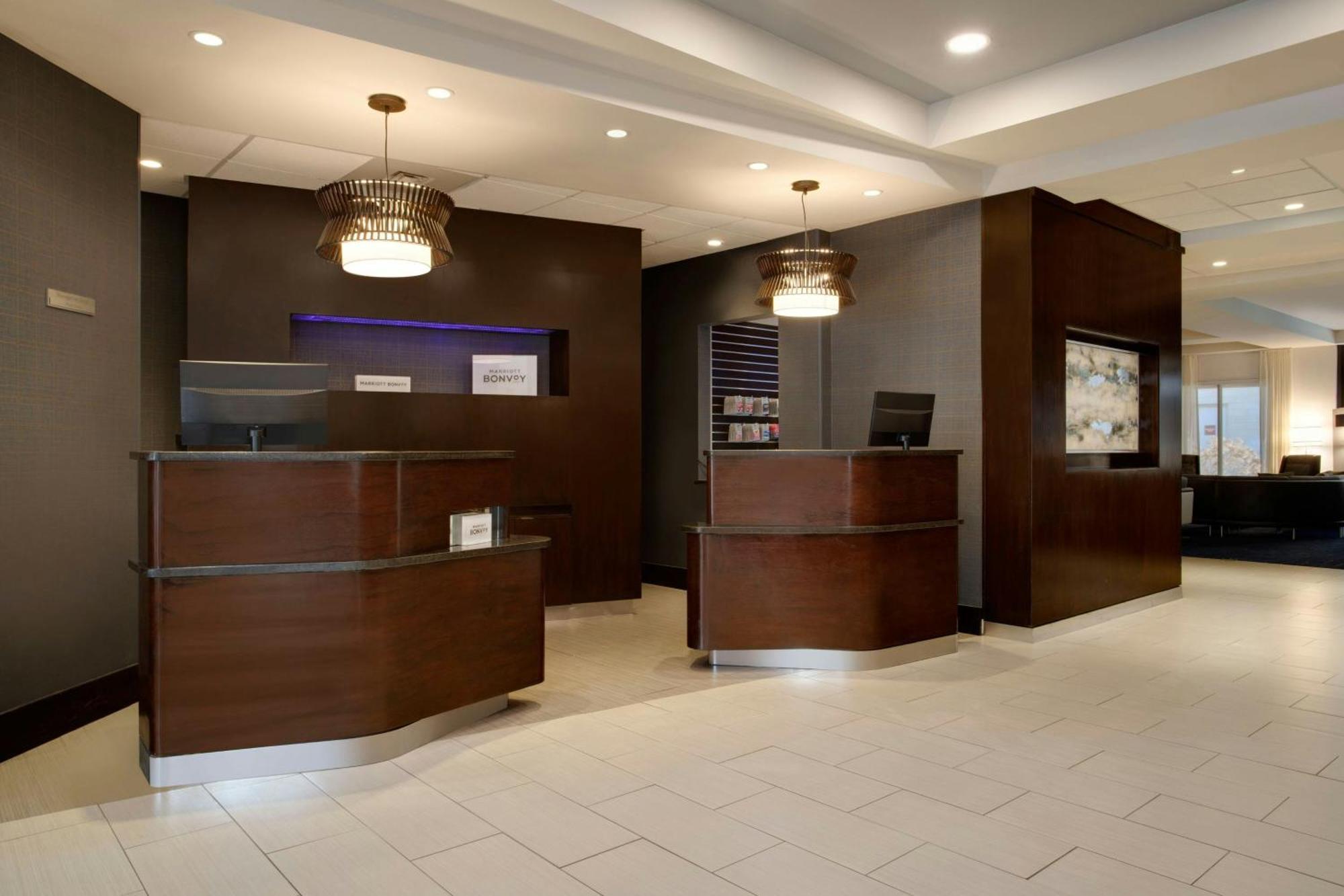 Courtyard Worcester Bagian luar foto